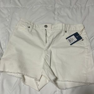 Cream/ ivory jean shorts NWT Universal Thread